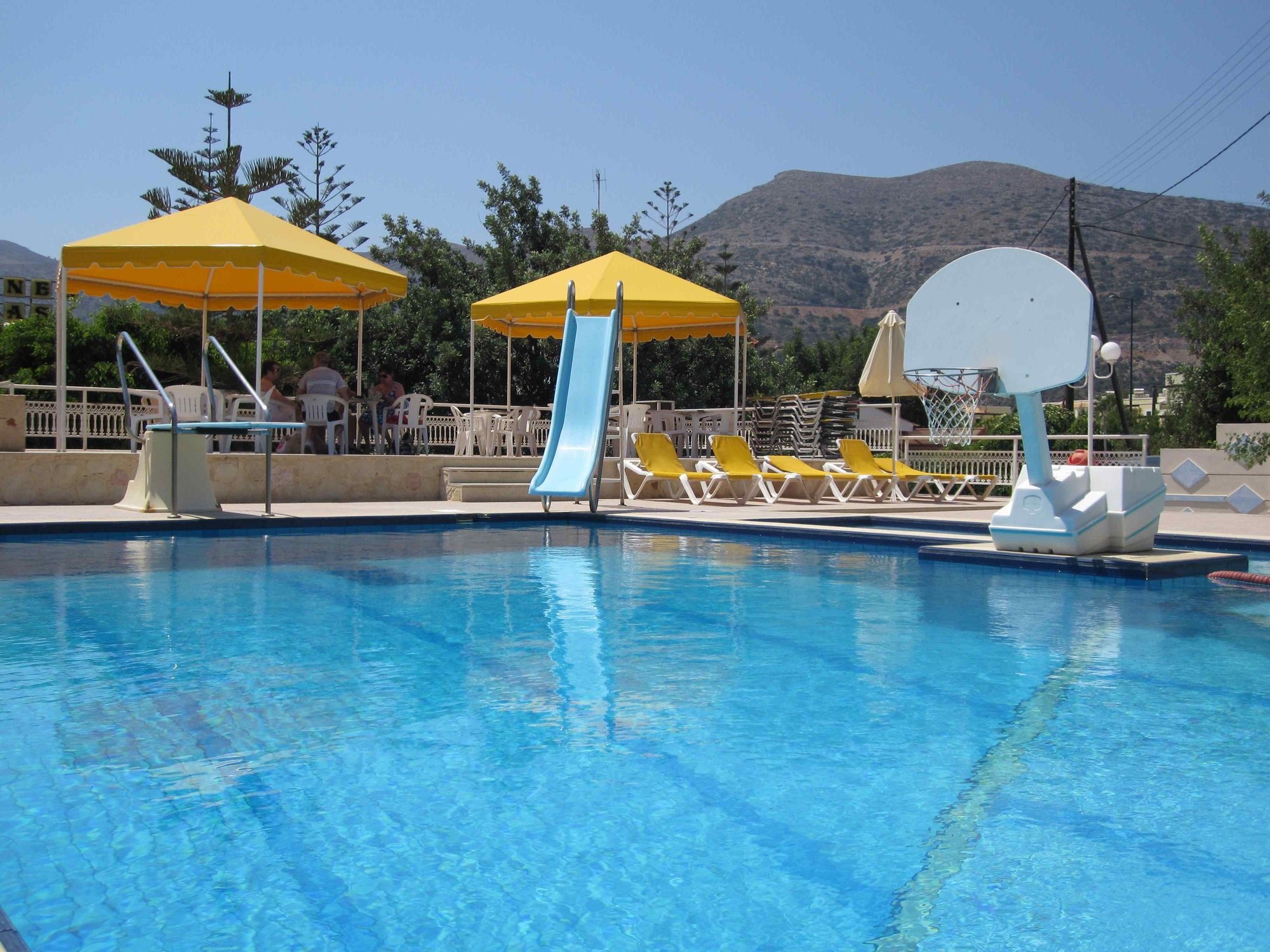 Amazones Villas Apartments Hersonissos  Exterior photo