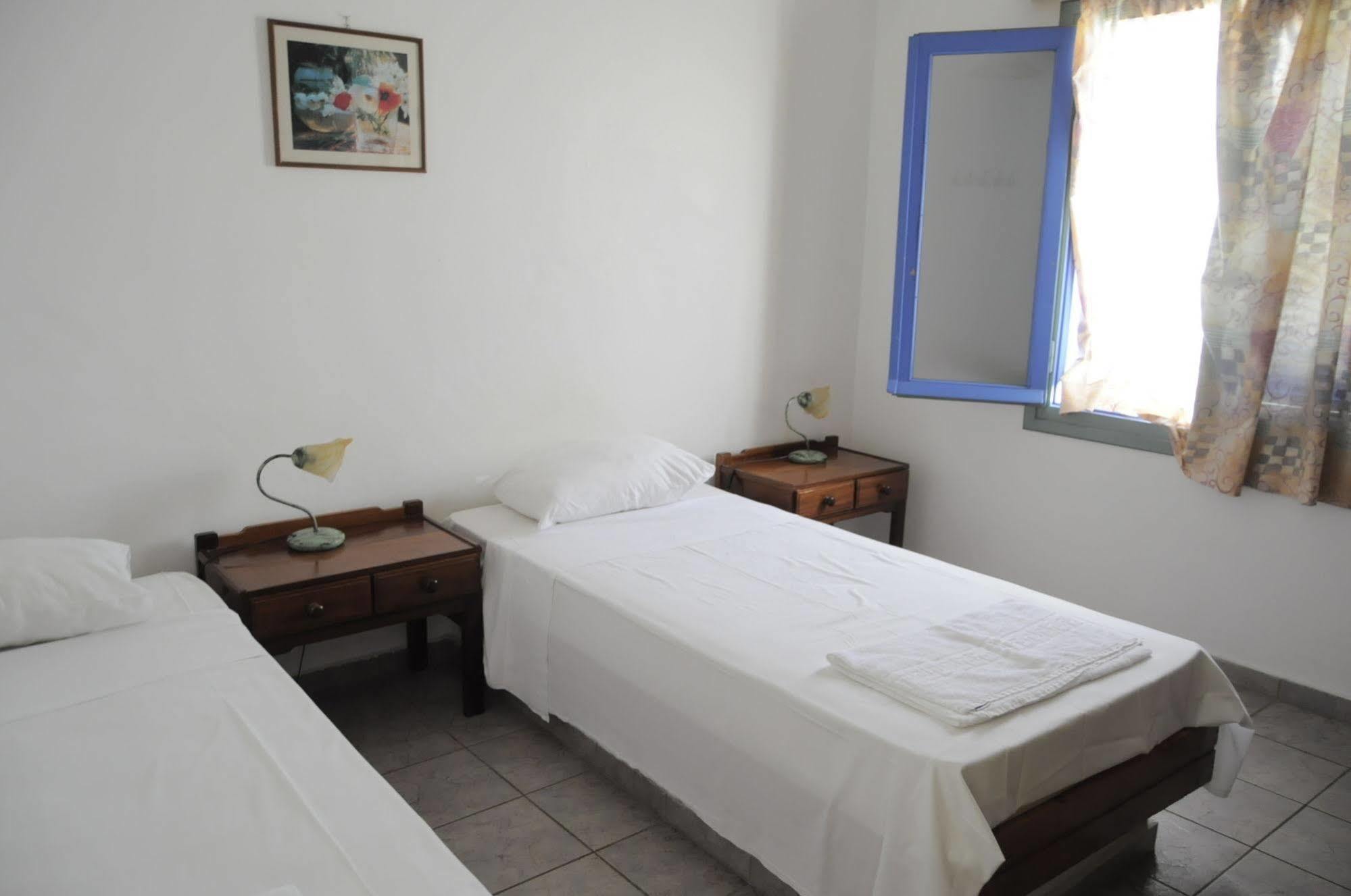 Amazones Villas Apartments Hersonissos  Exterior photo